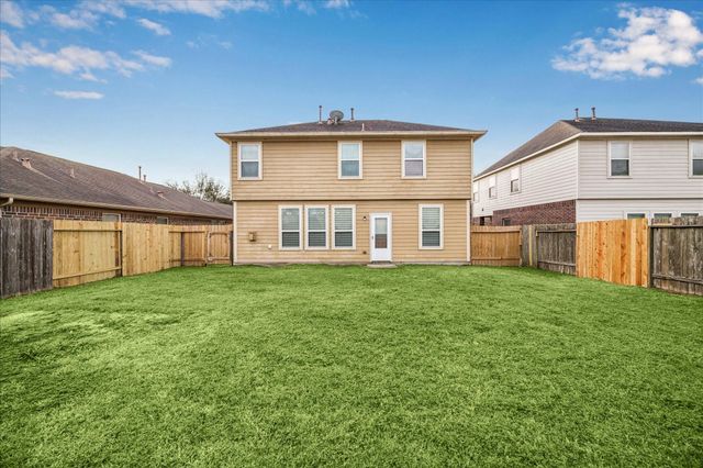 5307 Espuela Lane, Baytown, TX 77521