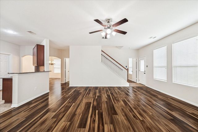 5307 Espuela Lane, Baytown, TX 77521