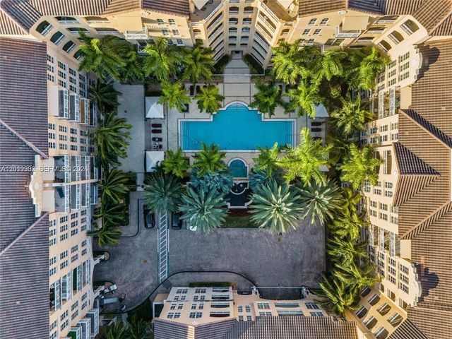 3001 NE 185th St 219, Aventura, FL 33180
