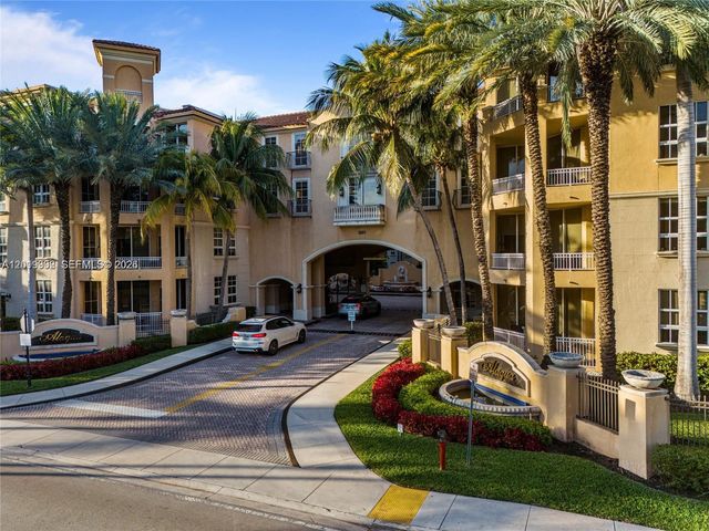 3001 NE 185th St 219, Aventura, FL 33180