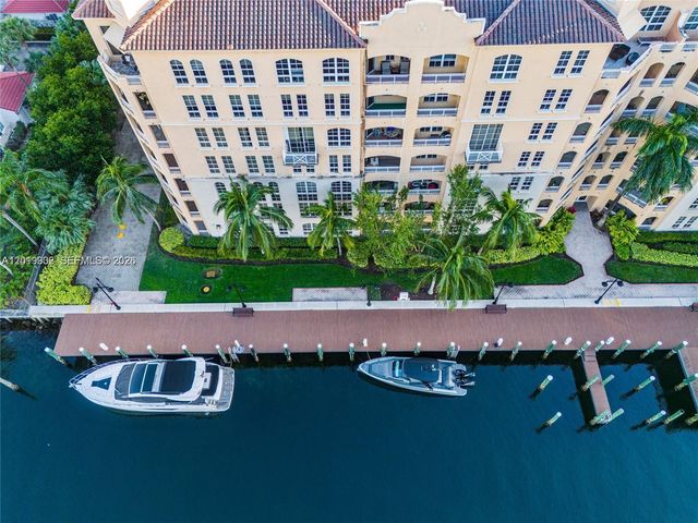 3001 NE 185th St 219, Aventura, FL 33180