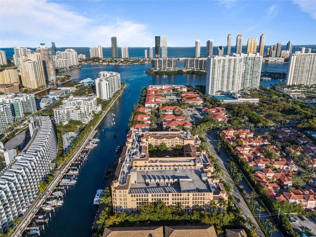 3001 NE 185th St 219, Aventura, FL 33180