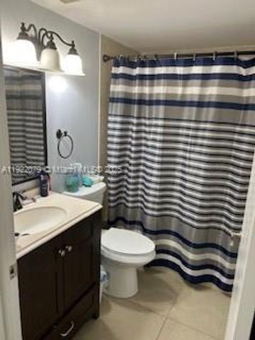 11750 SW 18th St 531-1, Miami, FL 33175