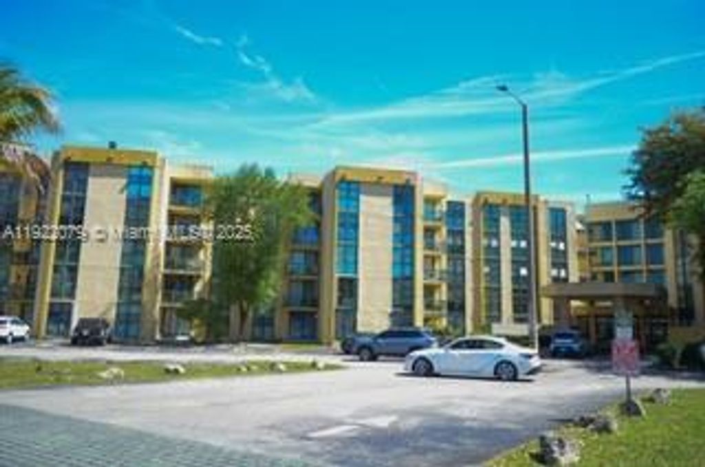 11750 SW 18th St 531-1, Miami, FL 33175