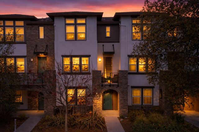 905 De Guigne Drive 2, Sunnyvale, CA 94085