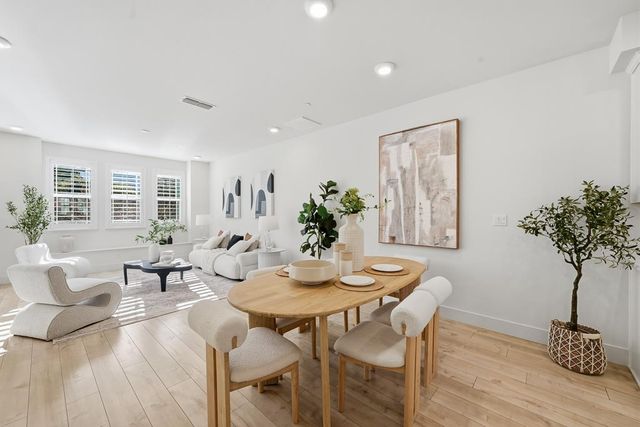 905 De Guigne Drive 2, Sunnyvale, CA 94085