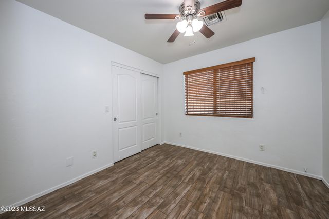 968 E Vuelta Suave, Tucson, AZ 85706