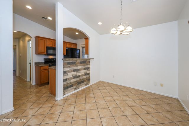 968 E Vuelta Suave, Tucson, AZ 85706