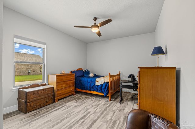 2772 Elkhorn Dr, Pace, FL 32571