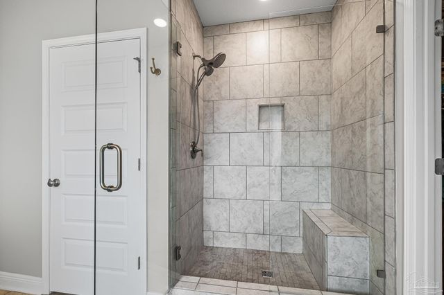 2772 Elkhorn Dr, Pace, FL 32571