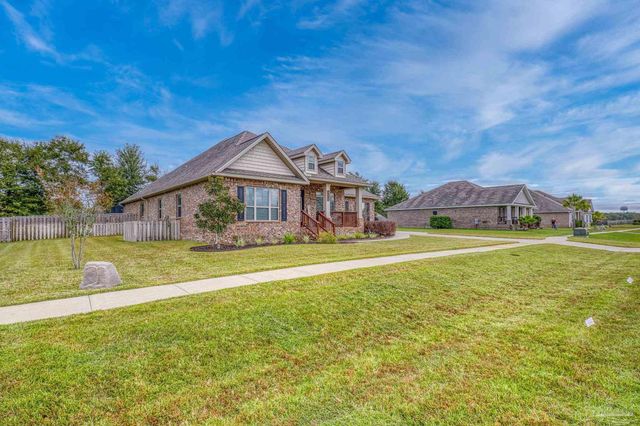 2772 Elkhorn Dr, Pace, FL 32571