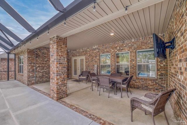 2772 Elkhorn Dr, Pace, FL 32571