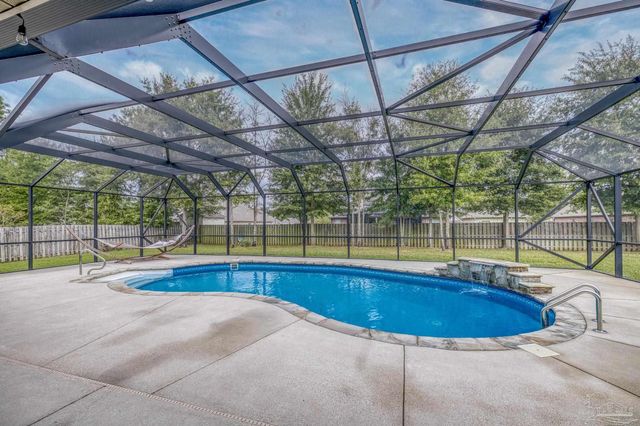 2772 Elkhorn Dr, Pace, FL 32571