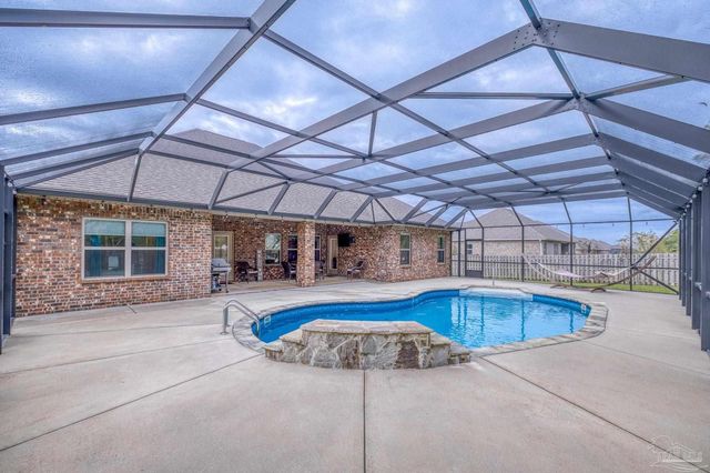 2772 Elkhorn Dr, Pace, FL 32571