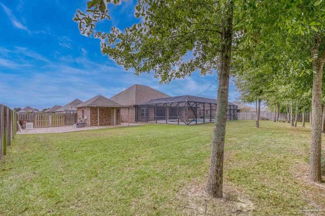 2772 Elkhorn Dr, Pace, FL 32571