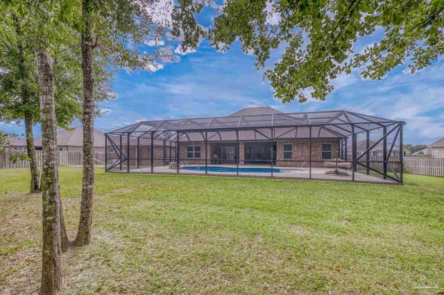 2772 Elkhorn Dr, Pace, FL 32571