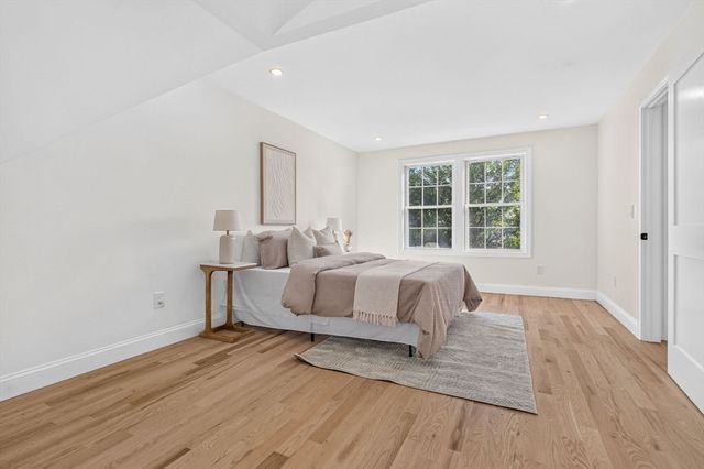 7 Joyce Rd, Arlington, MA 02474