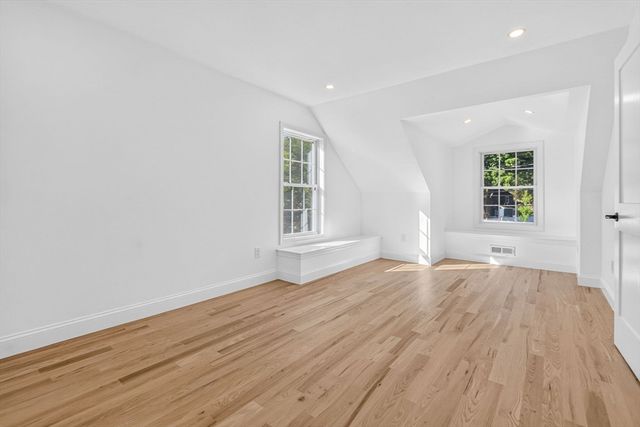 7 Joyce Rd, Arlington, MA 02474