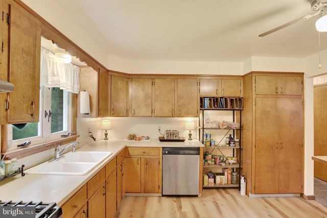 6548 ROUTE 209, Lykens, PA 17048