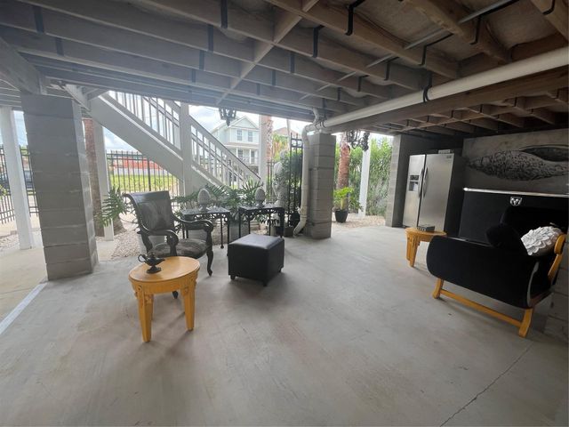 6625 Morris, Galveston, TX 77551