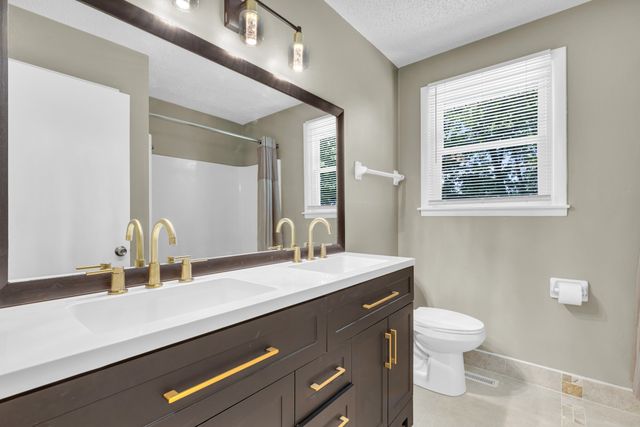 620 Baton Rouge Ct, Hermitage, TN 37076