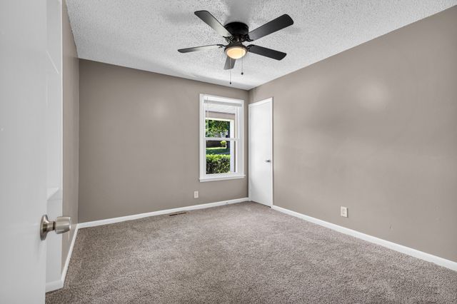 620 Baton Rouge Ct, Hermitage, TN 37076