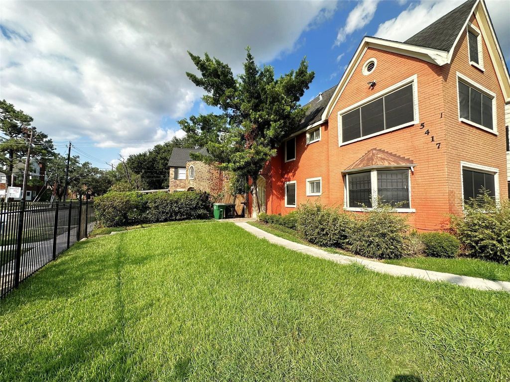 5417 Ennis Street 4, Houston, TX 77004