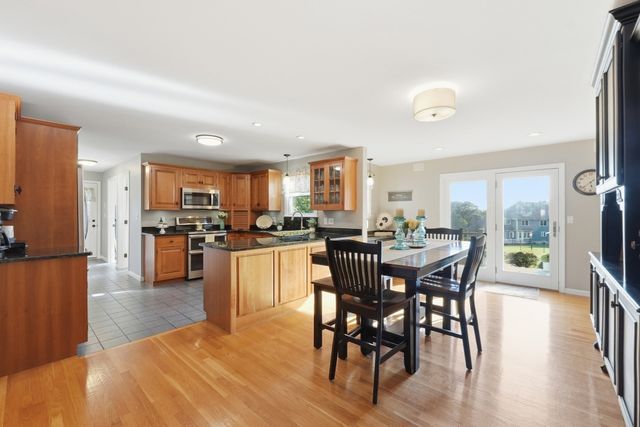 45 Boylston Circle, Shrewsbury, MA 01545