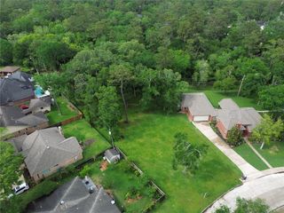 727 Olde Oaks Drive, Dickinson, TX 77539