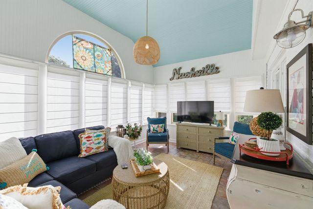 101 Morton Mill Cir, Nashville, TN 37221