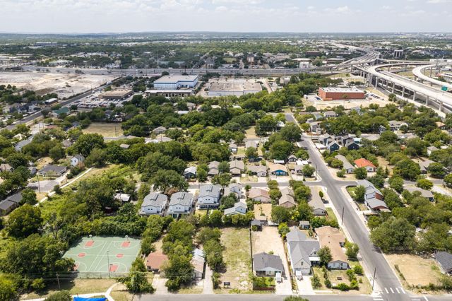 7512 Providence Ave, Austin, TX 78752
