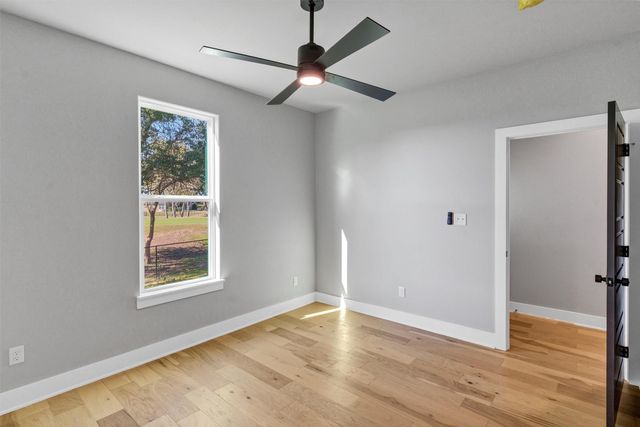 1010 Mustang Trail, Granbury, TX 76049