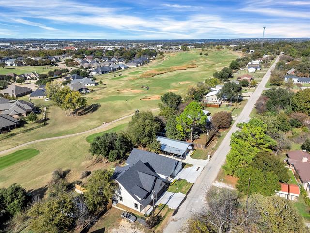 1010 Mustang Trail, Granbury, TX 76049