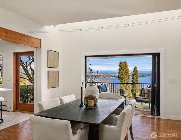 632 35th Avenue, Seattle, WA 98122