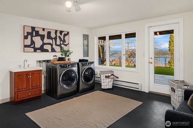 632 35th Avenue, Seattle, WA 98122