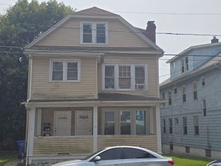 260 Pine Street 3, Waterbury, CT 06710