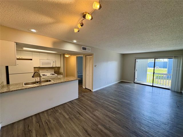 1909 5TH STREET W H, Bradenton, FL 34205