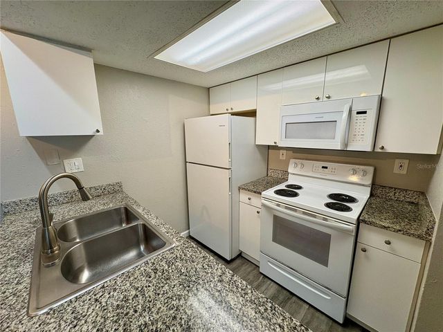 1909 5TH STREET W H, Bradenton, FL 34205