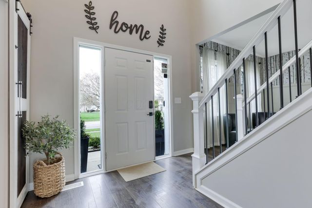 157 Trail E, Etna, OH 43062