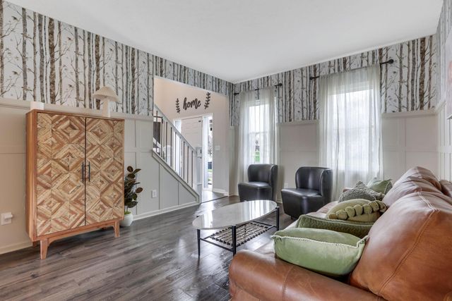 157 Trail E, Etna, OH 43062