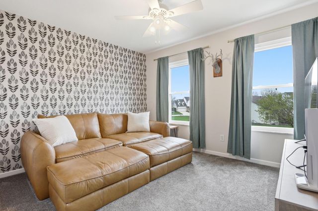 157 Trail E, Etna, OH 43062