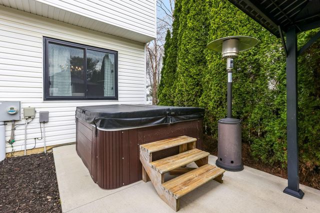 157 Trail E, Etna, OH 43062