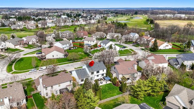 157 Trail E, Etna, OH 43062