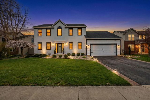 157 Trail E, Etna, OH 43062