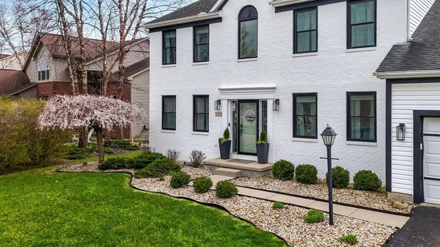 157 Trail E, Etna, OH 43062