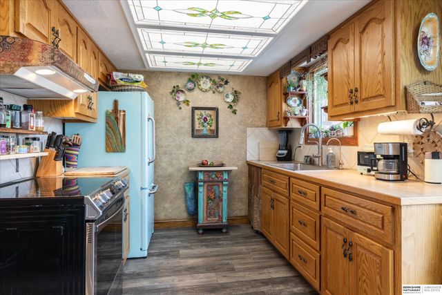 5628 S 92 Plaza, Omaha, NE 68127