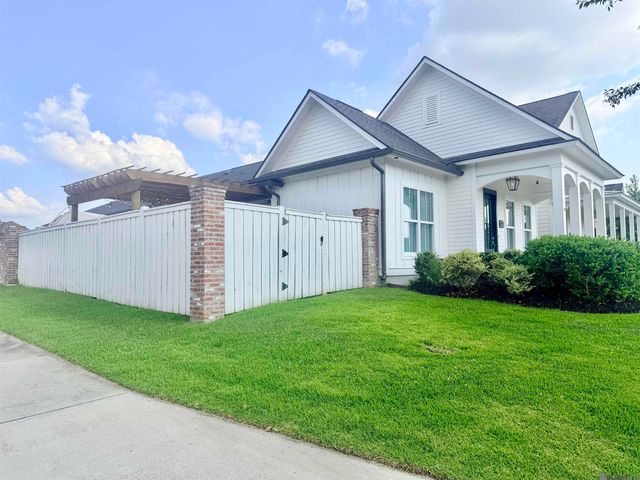 4280 District St, Zachary, LA 70791