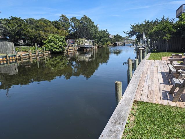 52 Fish Camp Ln Lot 94, Ocracoke, NC 27960