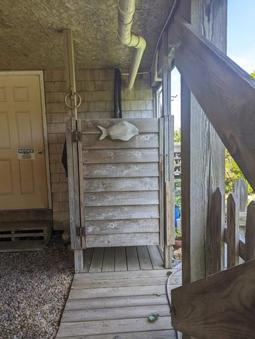 52 Fish Camp Ln Lot 94, Ocracoke, NC 27960