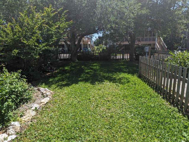 52 Fish Camp Ln Lot 94, Ocracoke, NC 27960